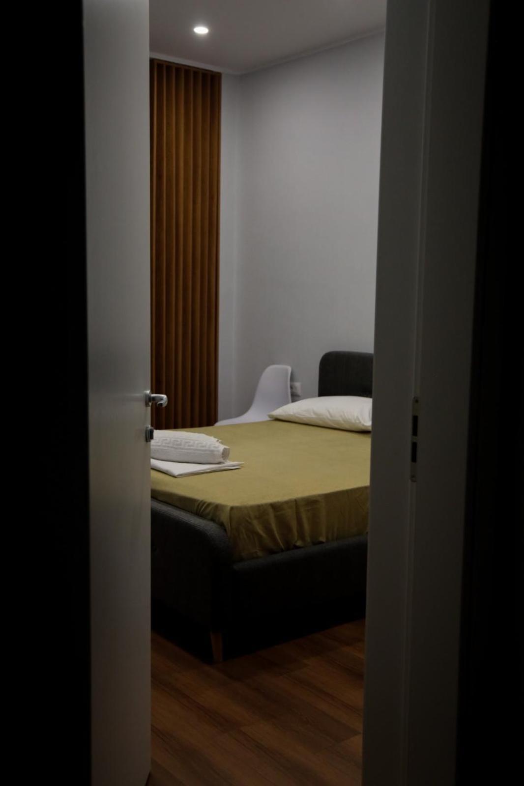 Be Solei Studio Apartments Sol 2 Tirana Exterior photo